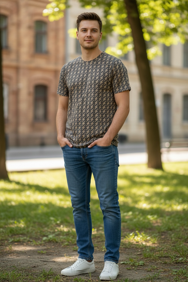 <h4><strong>Men's Lightning Bolt Tee $40</strong></h4>